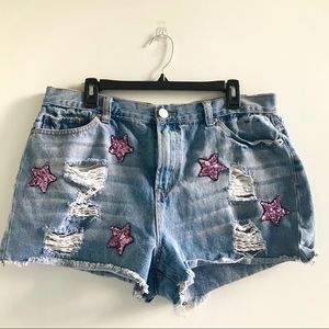 Forever 21 Plus • Mom jean cut off shorts
